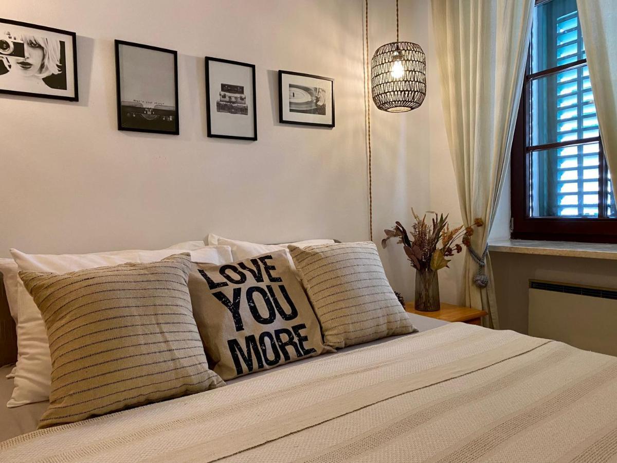 La Casa Di Lola Apartment Rovinj Exterior photo